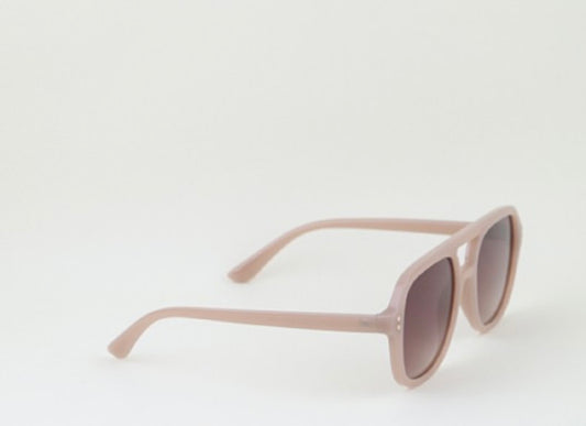 Cream Chic Sunglasses