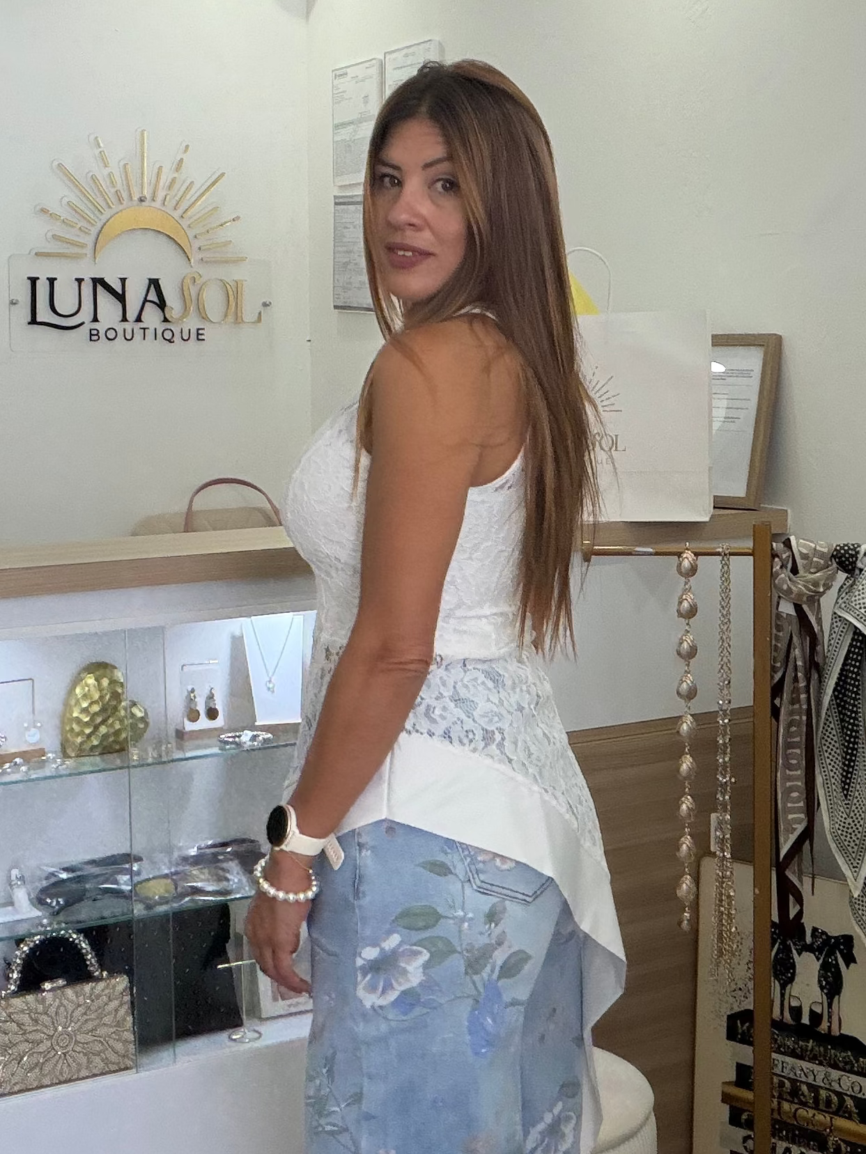 Bella Lace Top